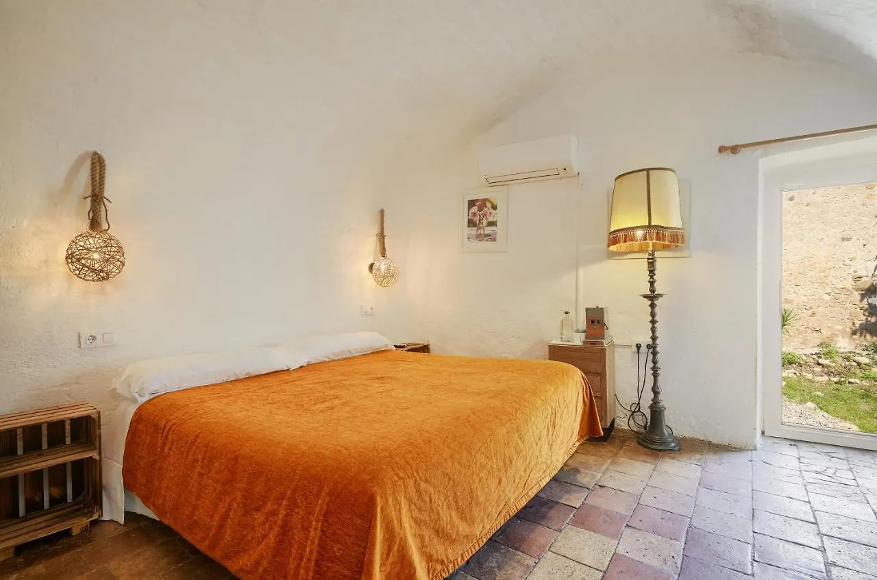 B&B Mas Torrencito Pet Friendly Parets de Ampurdá 0*,  西班牙