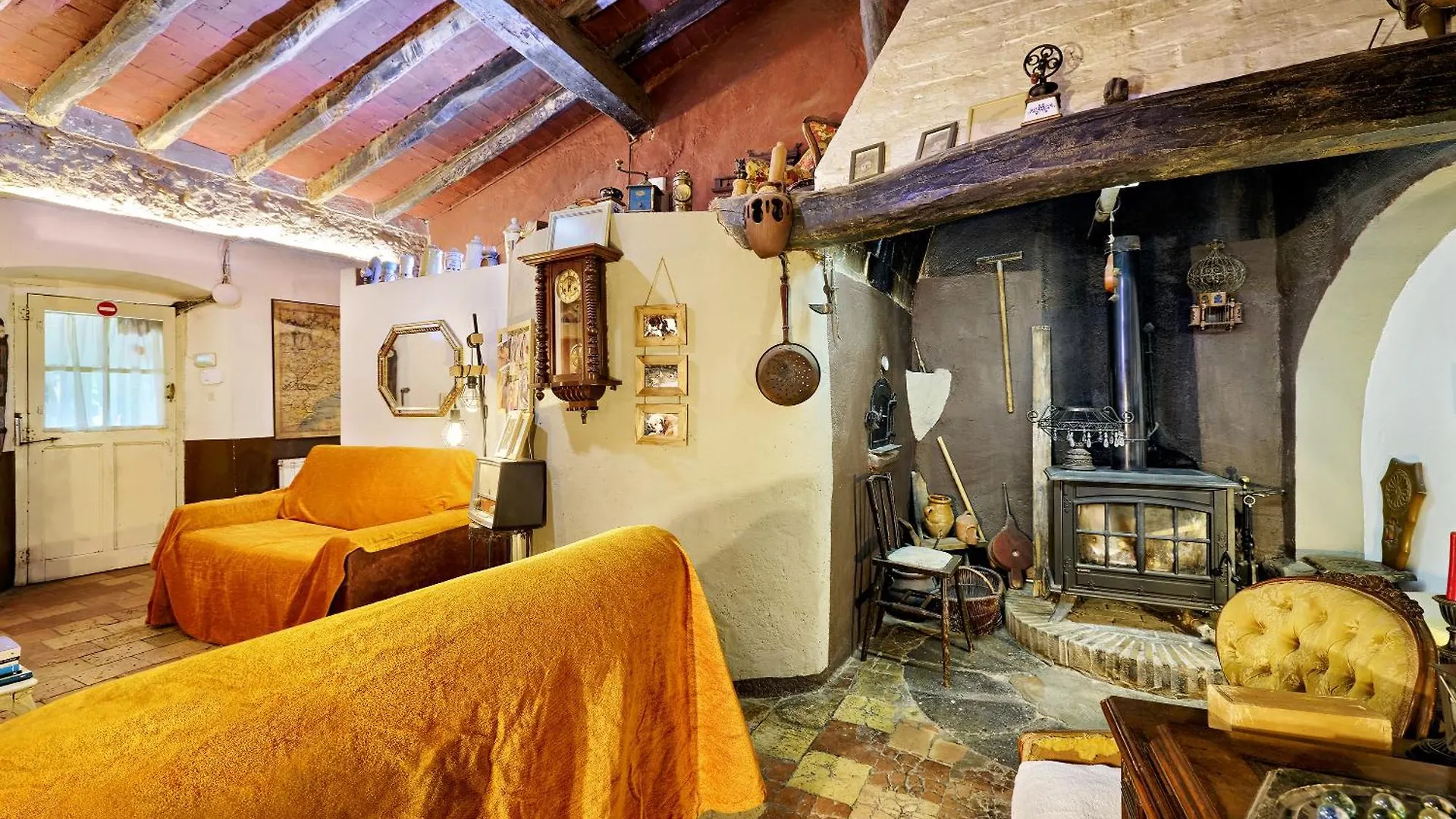B&B Mas Torrencito Pet Friendly Parets de Ampurdá 西班牙