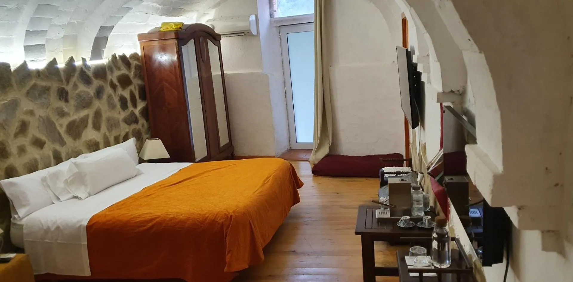 住宿加早餐酒店 B&B Mas Torrencito Pet Friendly Parets de Ampurdá 西班牙